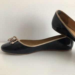 Facconable Size 39 Blue Patent Leather Flats w/Bow